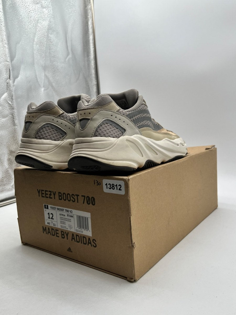 adidas Yeezy Boost 700 V2 Cream (Size 12) - Image 4