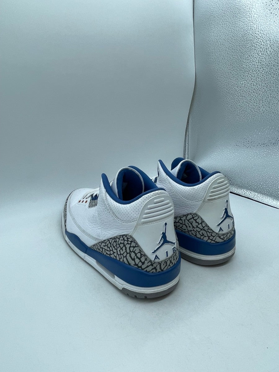 Jordan 3 Retro Wizards 10.5 (Moderately Worn Pre-Owned)JordanWhite/True Blue/Metallic Copper/Cement Grey - Image 4