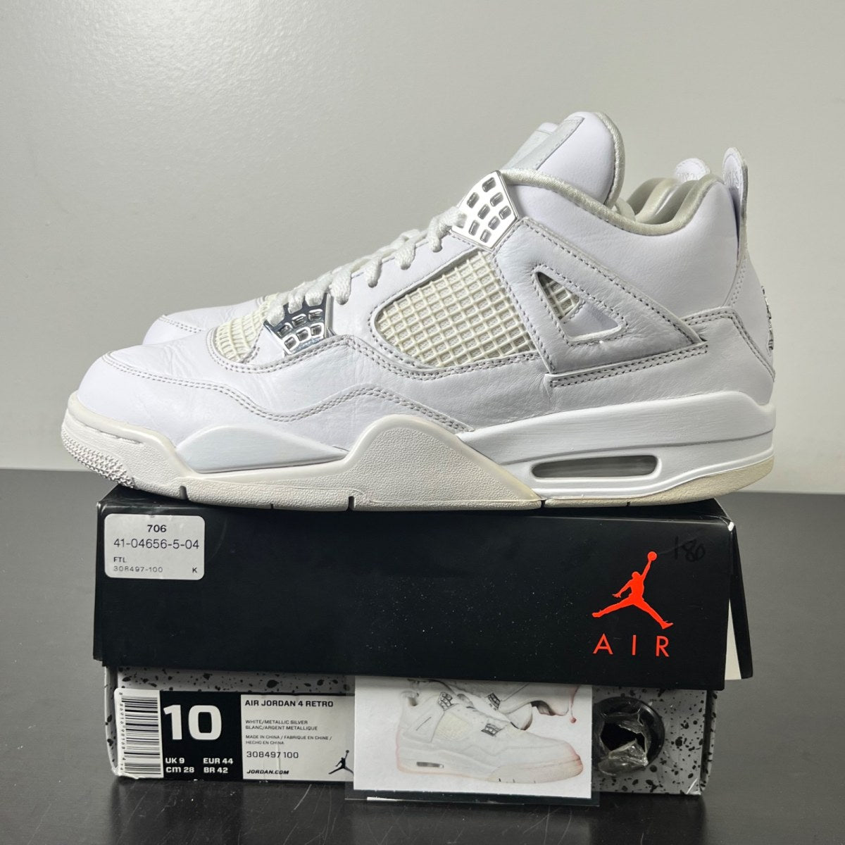 Jordan 4 Retro Pure Money (2017) 10 (Lightly Worn Pre-Owned)JordanWhite/Metallic Silver-Pure Platinum - Image 3