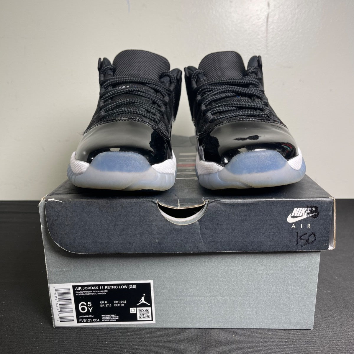 Jordan 11 Retro Low Space Jam (GS) (Size 6.5Y) - Image 2