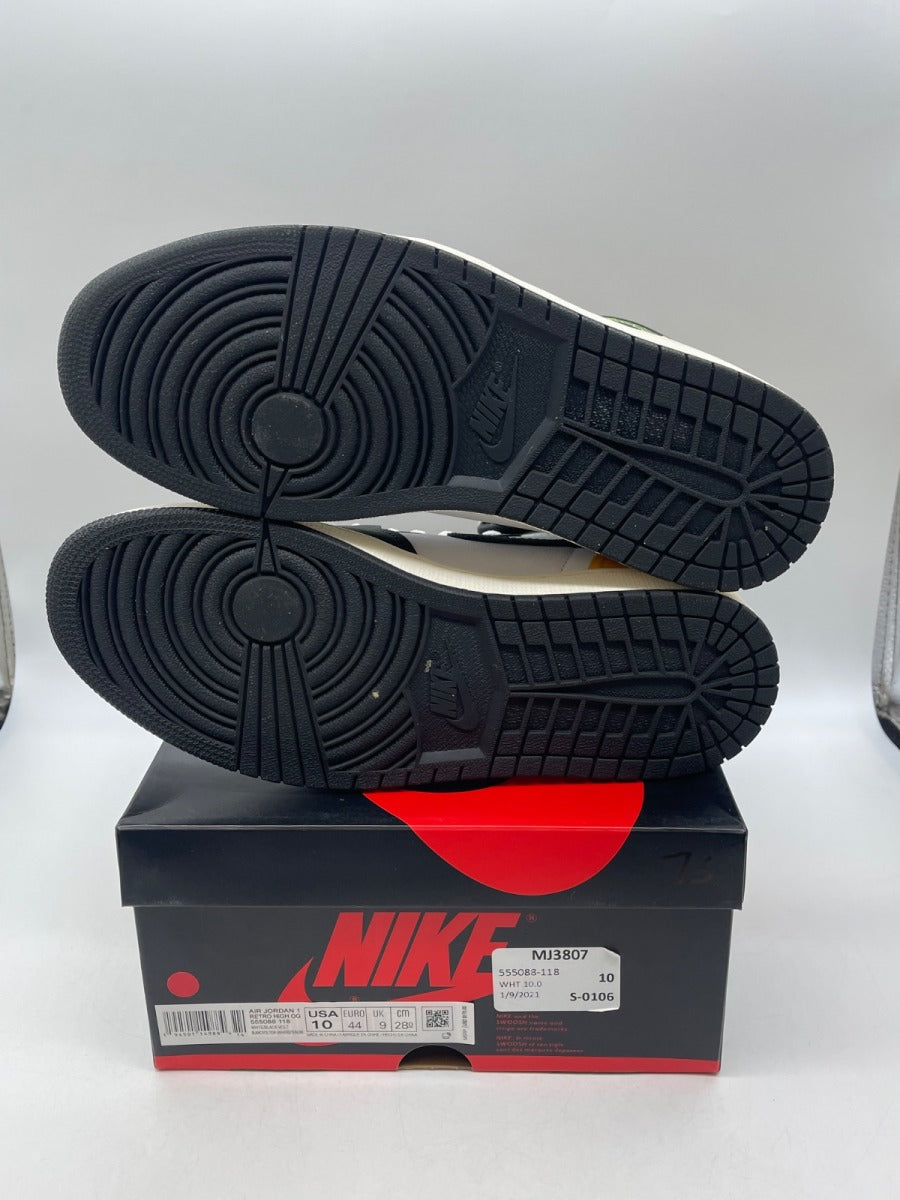Jordan 1 Retro High White Black Volt University Gold 10 (Moderately Worn Pre-Owned)JordanWhite/Black-Volt-University Gold - Image 7