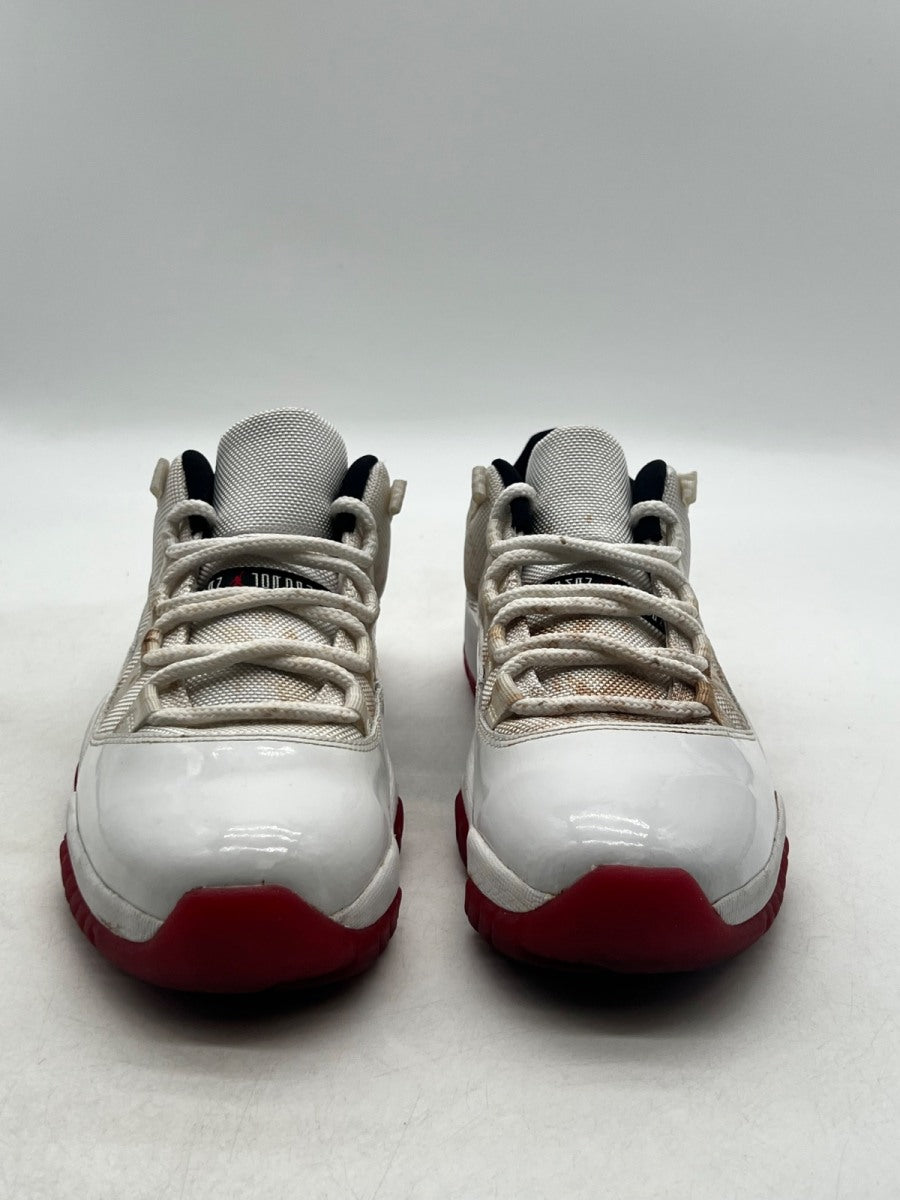 Jordan 11 Retro Low White Red (2012) 9 (Heavily Worn Pre-Owned) - Image 2