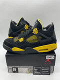 Jordan 4 Retro Thunder (2012) 9 (Moderately Worn Pre-Owned) - Image 1