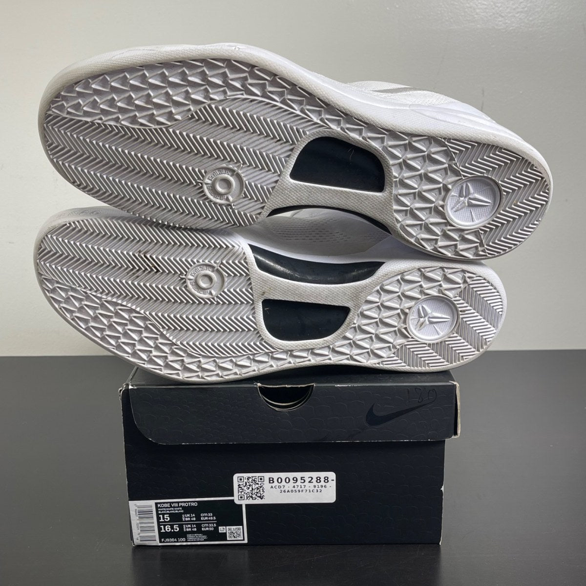 Nike Kobe 8 Protro Halo 15 (Moderately Worn Pre-Owned)NikeWhite/White-White - Image 5