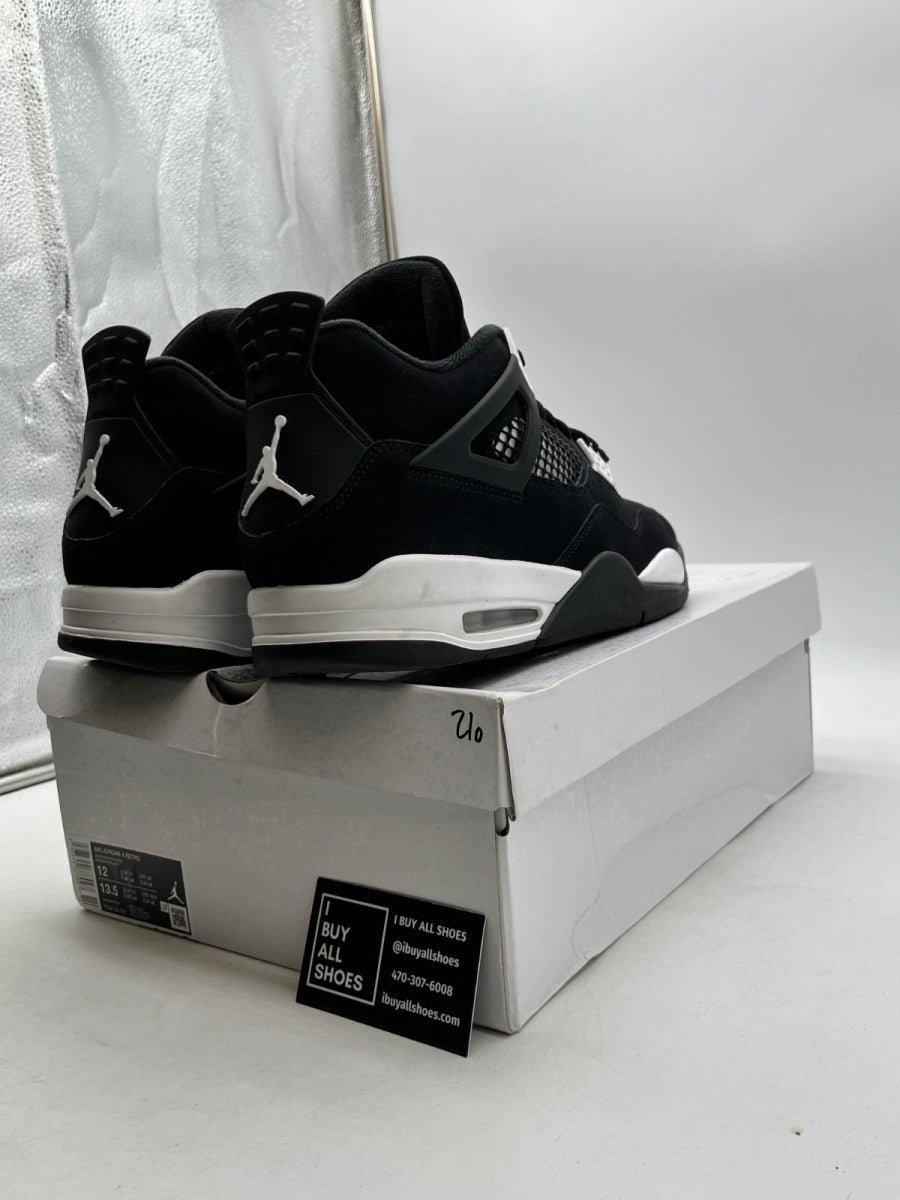 Jordan 4 Retro White Thunder 12 (Lightly Worn Pre-Owned) - Image 5