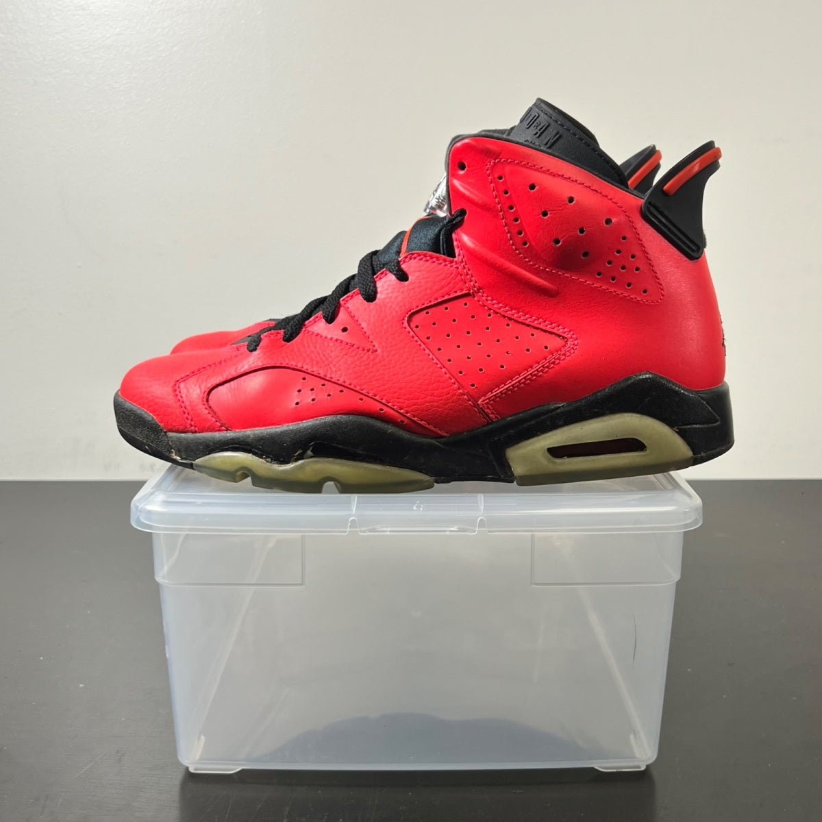 Jordan 6 Retro Infrared 23 (Toro) 10 (Moderately Worn Pre-Owned)JordanInfrared 23/Black-Infrared 23 - Image 3