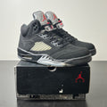 Jordan 5 Retro Black Metallic (2016) 8 (Lightly Worn Pre-Owned)JordanBlack/Fire Red-Metallic Silver-White - Image 1