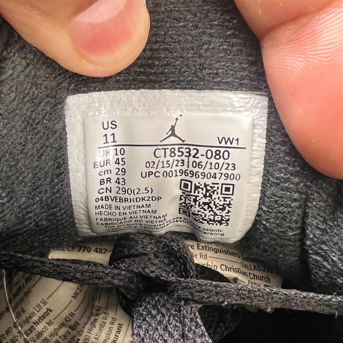 Jordan 3 Retro Fear Pack (2023) 11 (Heavily Worn Pre-Owned)JordanNight Stadium/Total Orange-Black-Flat Pewter-Neutral Grey - Image 4