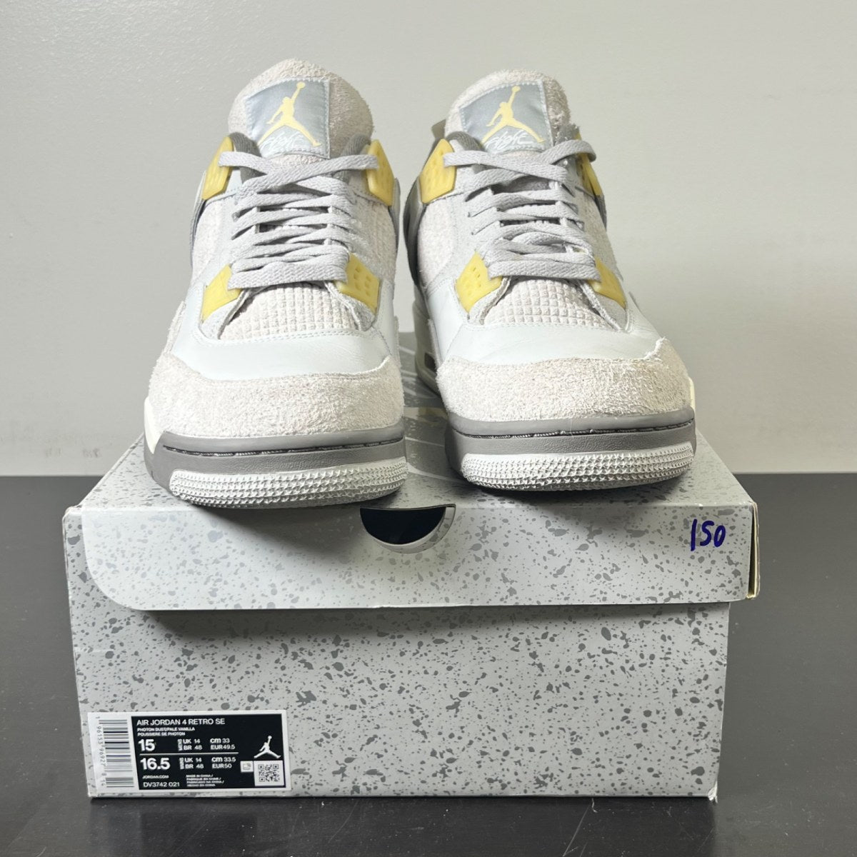 Jordan 4 Retro SE Craft Photon Dust 15 (Lightly Worn Pre-Owned)JordanPhoton Dust/Pale Vanilla/Off White/Grey Fog/Flat Pewter/Sail - Image 2