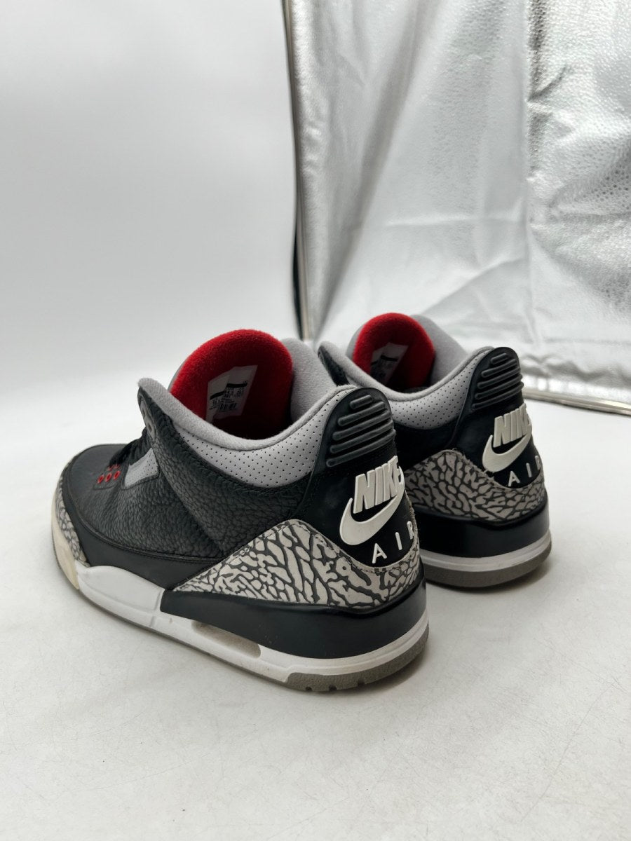 Jordan 3 Retro Black Cement (2018) 10.5 (Moderately Worn Pre-Owned) - Image 4