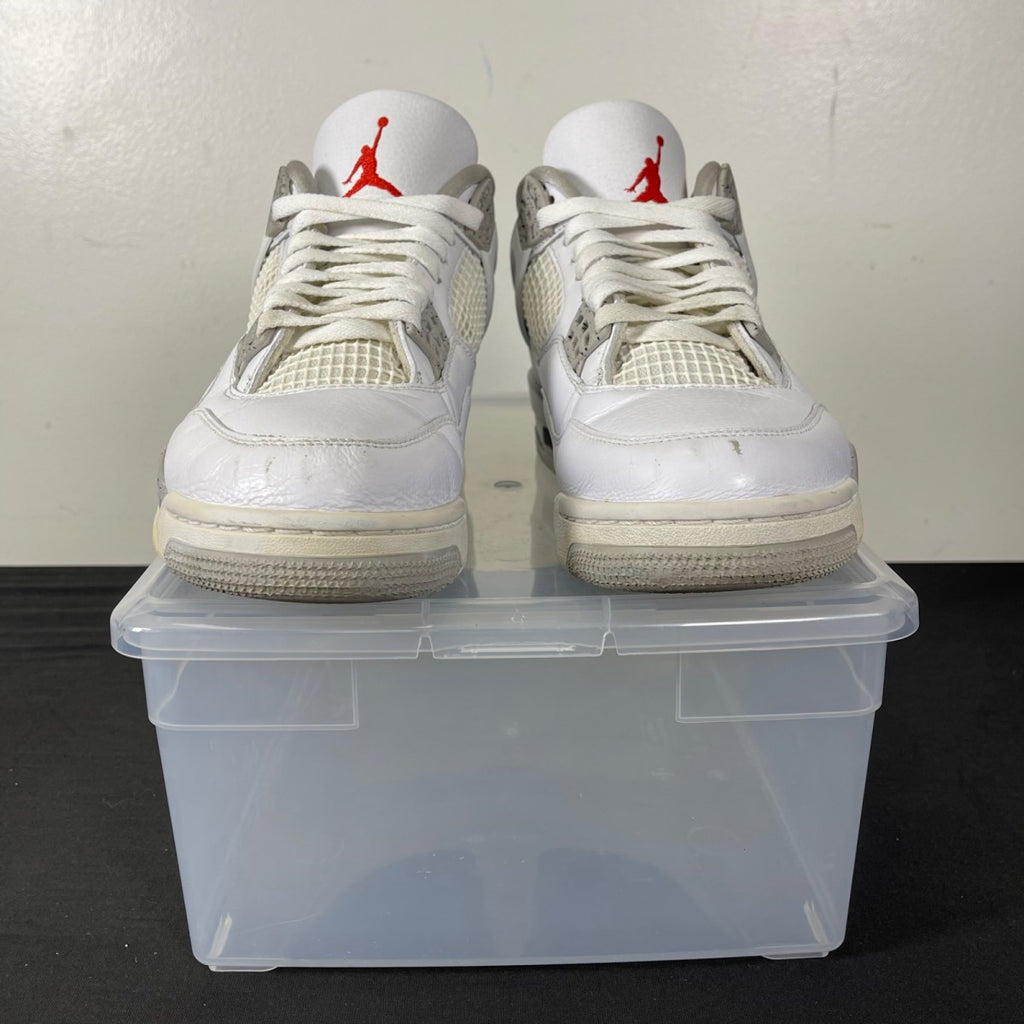 Jordan 4 Retro White Oreo (2021) 9.5 (Moderately Worn Pre-Owned)JordanWhite/Tech Grey-Black-Fire Red - Image 2