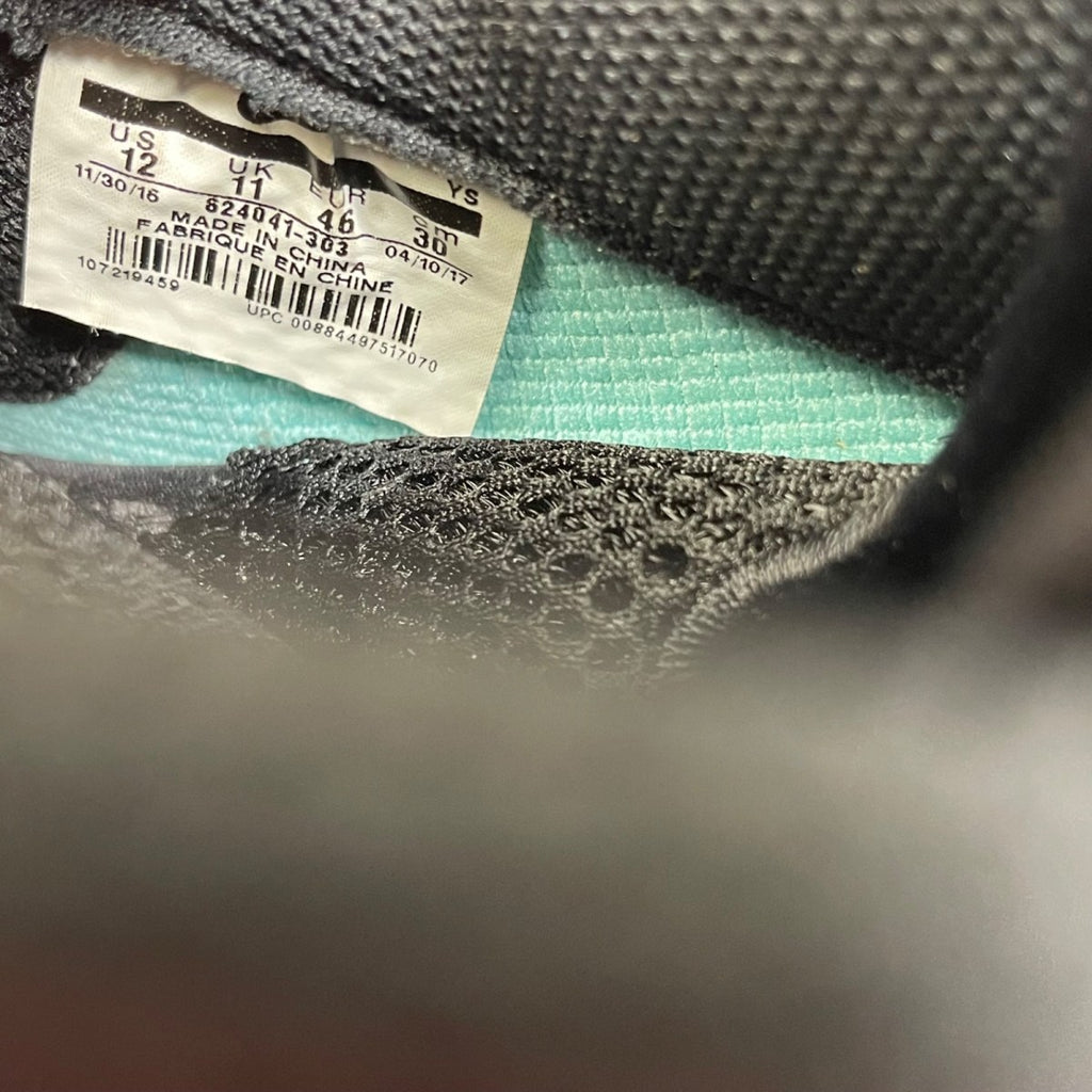 Air Nike Foamposite Pro Island Green 12 (Moderately Worn Pre-Owned)NikeIsland Green/Metallic Platinum-Island Green - Image 6