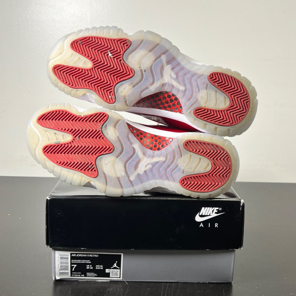 Jordan 11 Retro Cherry (2022) 7 (Lightly Worn Pre-Owned)JordanWhite/Varsity Red/Black - Image 6