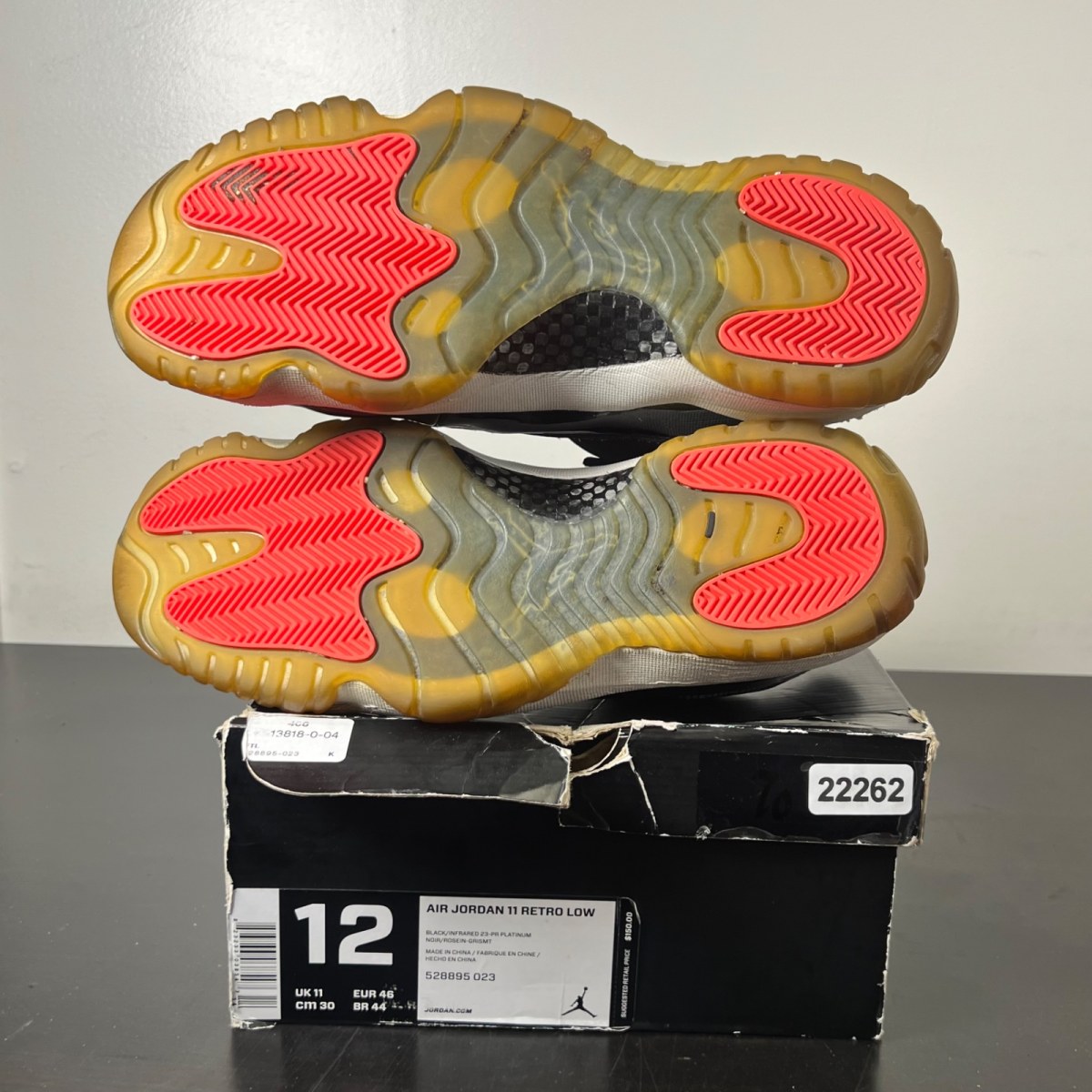 Jordan 11 Retro Low Infrared 12 (Heavily Worn Pre-Owned)JordanBlack/Infrared 23-Pure Platinum - Image 6