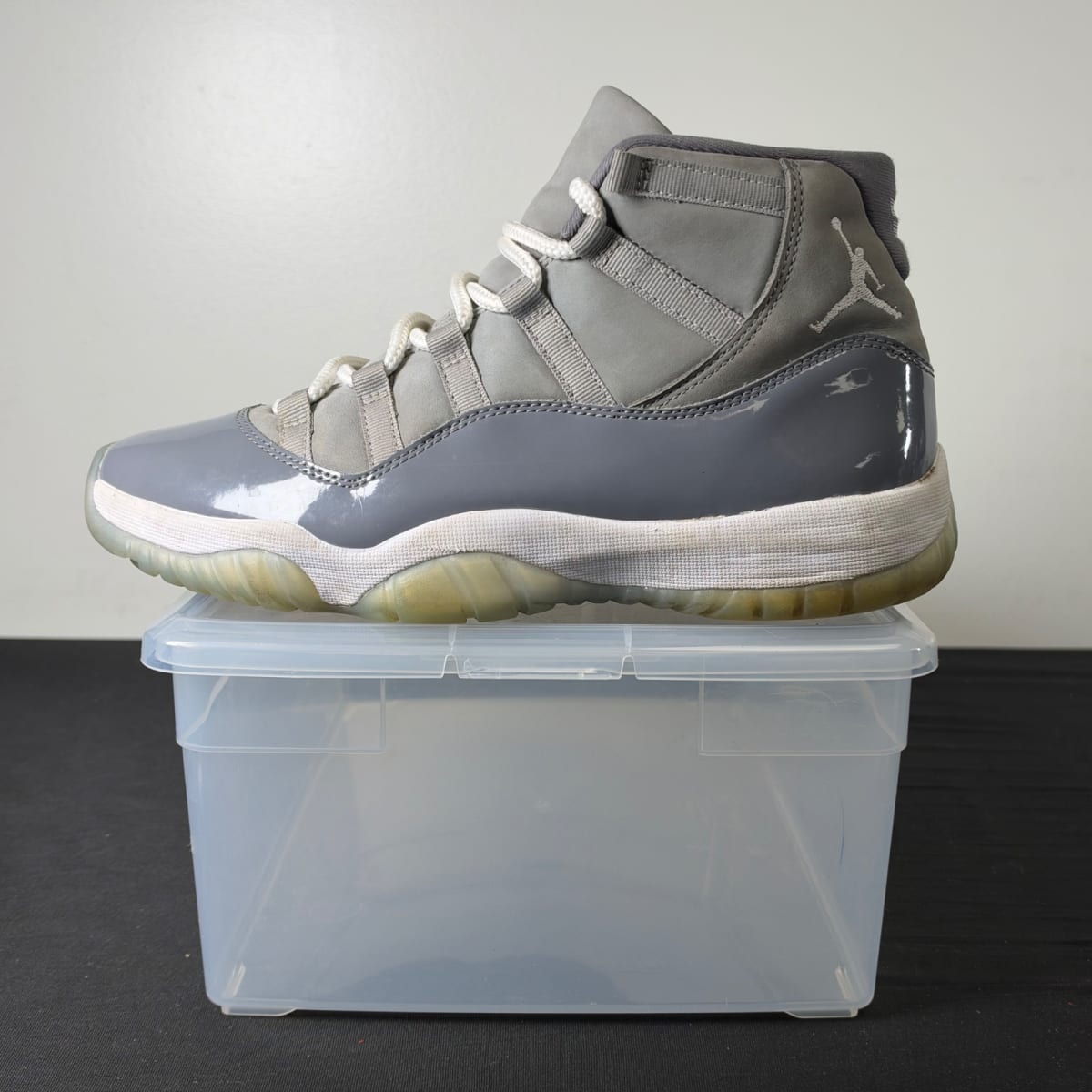 Jordan 11 Retro Cool Grey (2021) (Size 9.5) - aux