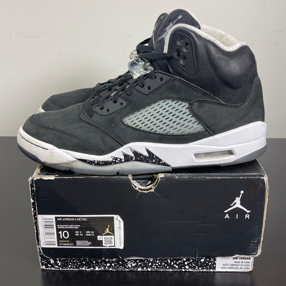 Jordan 5 Retro Moonlight (2021) 10 (Moderately Worn Pre-Owned)JordanBlack/Cool Grey-White - Image 3
