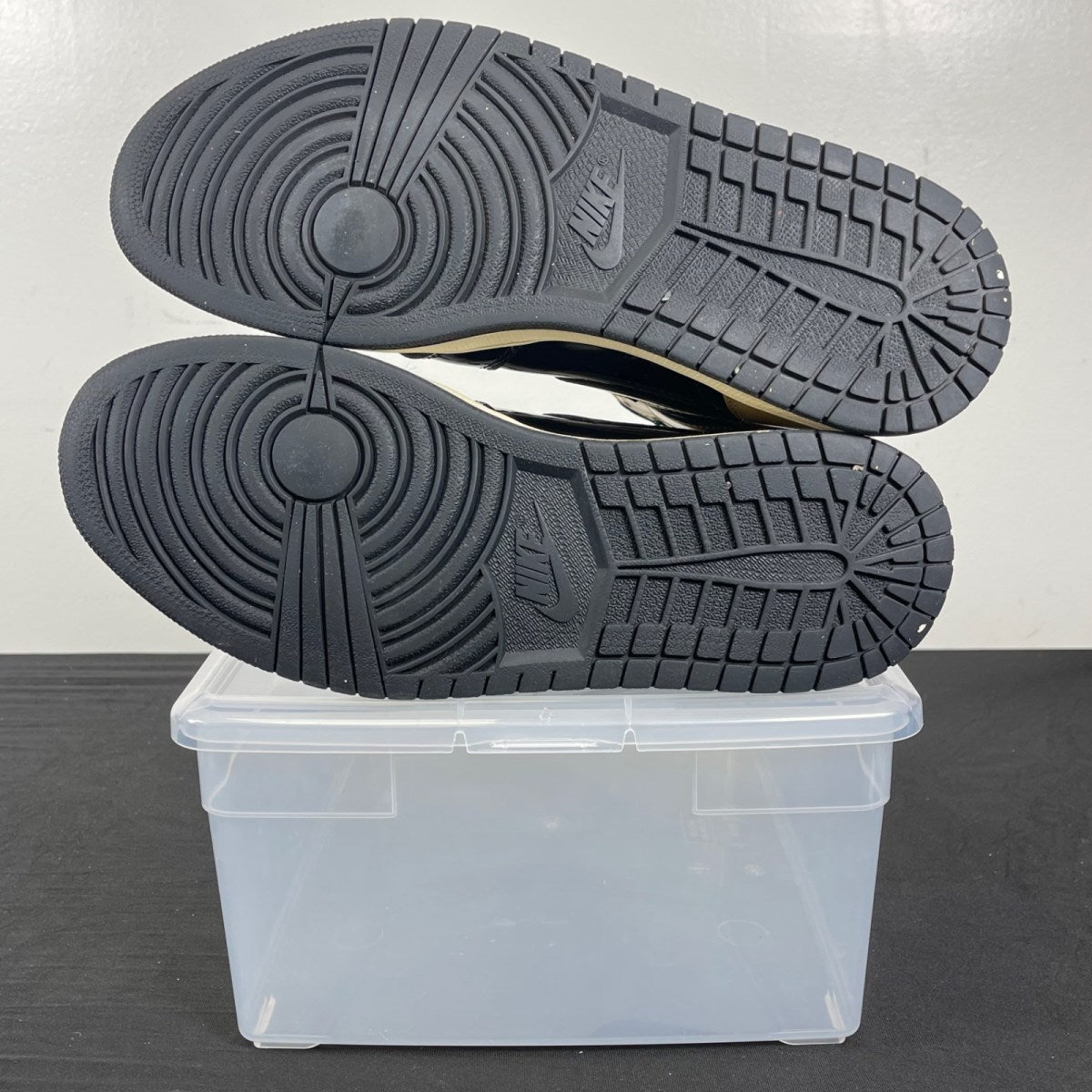 Jordan 1 Retro High NRG Patent Gold Toe 10 (Moderately Worn Pre-Owned)JordanBlack/Metallic Gold-Summit White - Image 5