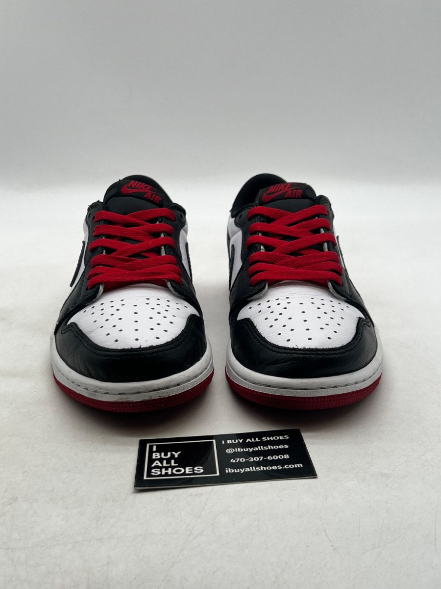Jordan 1 Retro Low OG Black Toe (2023) 8 (Lightly Worn Pre-Owned) - Image 2
