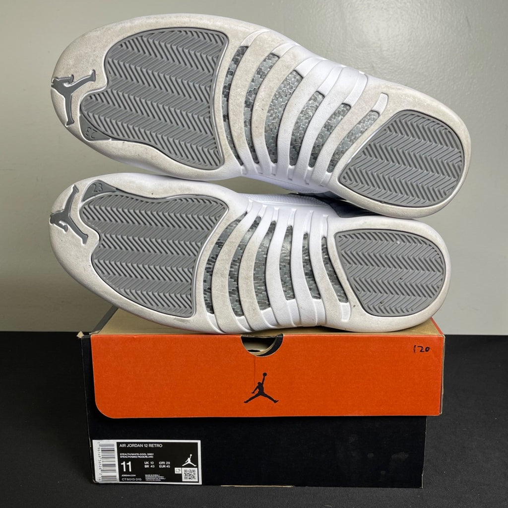 Jordan 12 Retro Stealth (Size 11) - aux