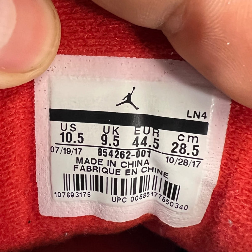 Jordan 3 Retro Black Cement (2018) 10.5 (Moderately Worn Pre-Owned)JordanBlack/Fire Red-Cement Grey-White - Image 7