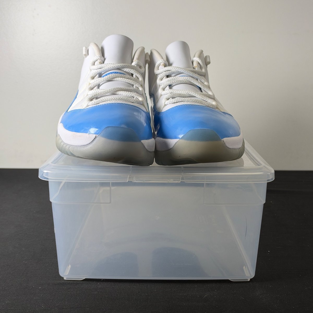 Jordan 11 Retro Low University Blue (2017) (Size 12) - aux