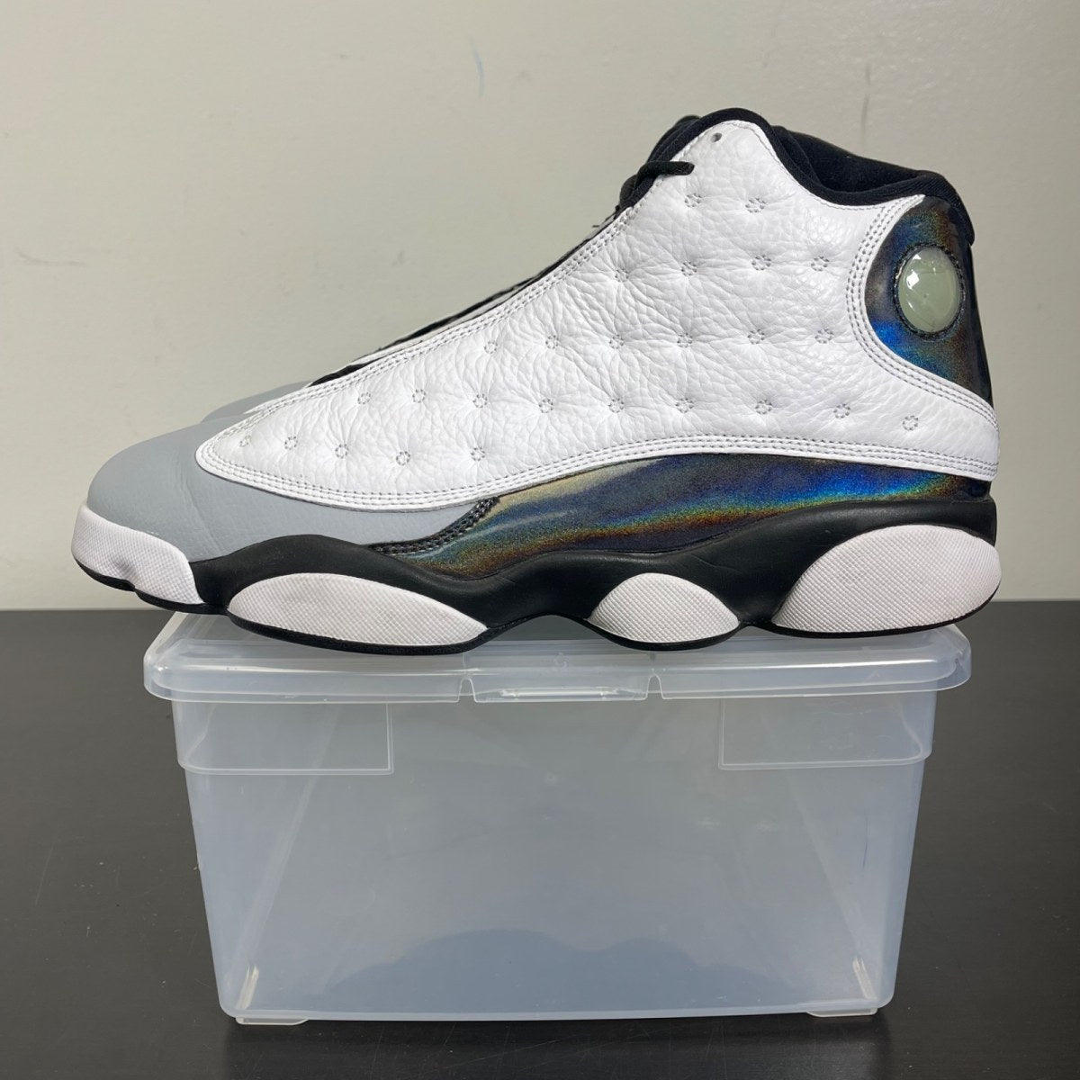 Jordan 13 Retro Barons Hologram 10 (Moderately Worn Pre-Owned)JordanWhite/Tropical Teal-Black-Wolf Grey - Image 3