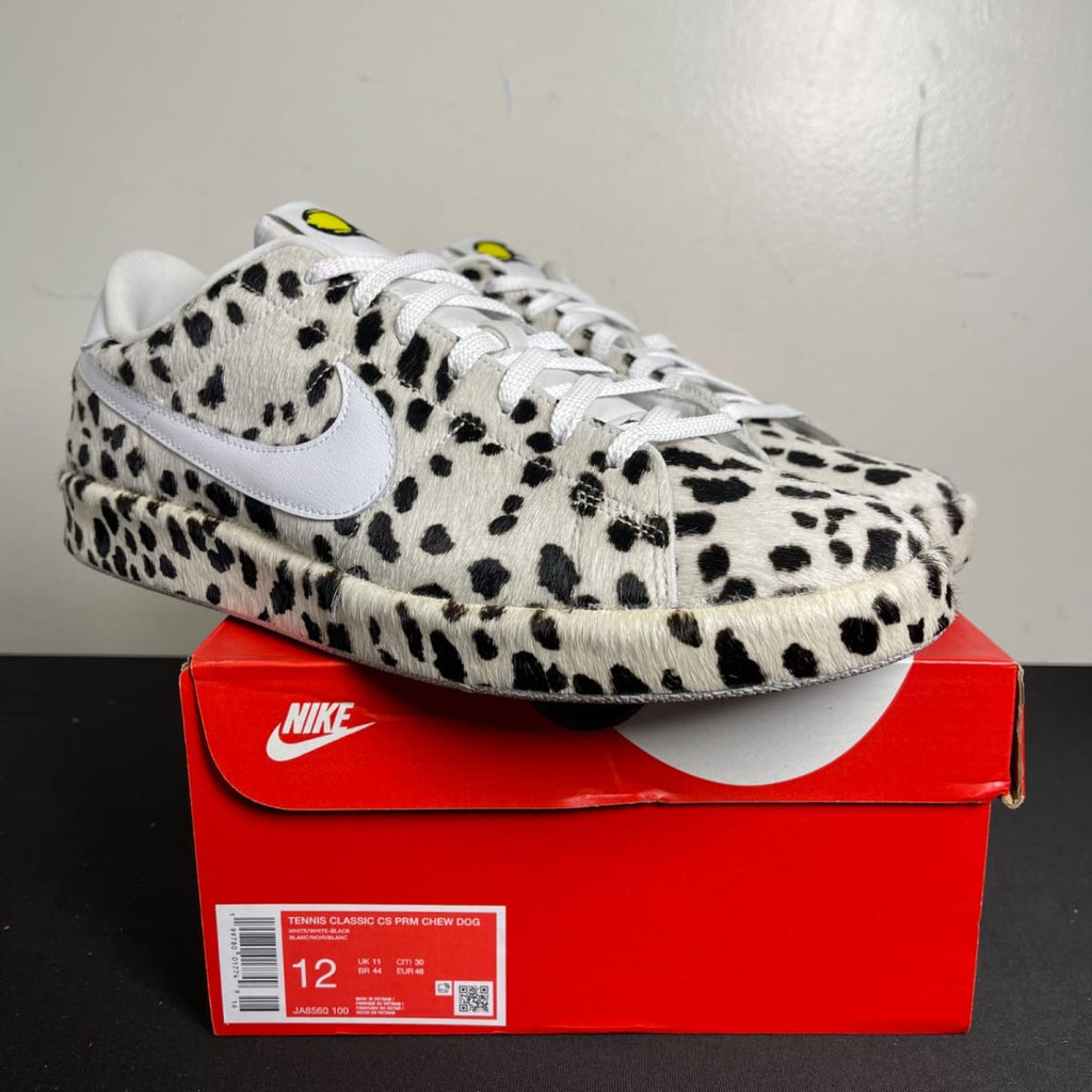 Nike Tennis Classic CS Premium Chew Dog Dalmatian (Size 12) - aux