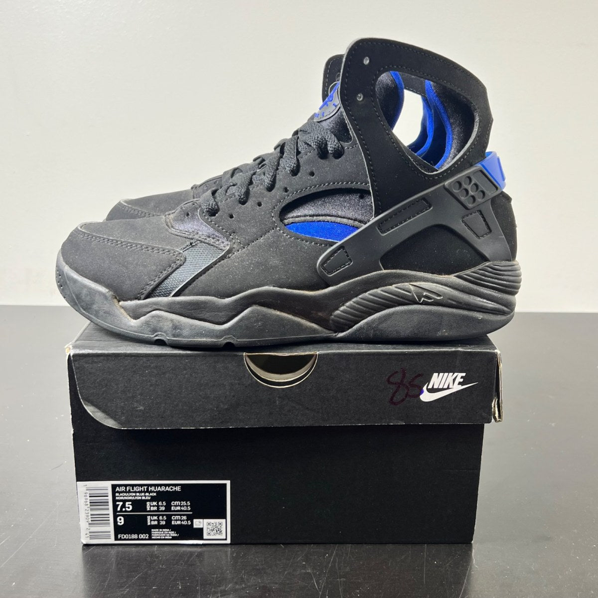 Nike Air Flight Huarache Black Lyon Blue (2024) 7.5 (Moderately Worn Pre-Owned)NikeBlack/Lyon Blue/Black - Image 3