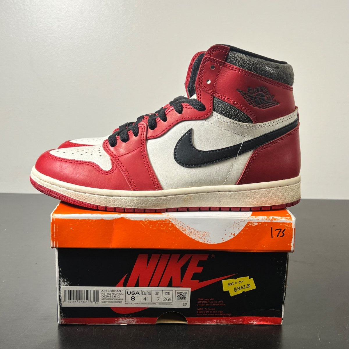 Jordan 1 Retro High OG Chicago Lost and Found 8 (Lightly Worn Pre-Owned)JordanVarsity Red/Black-Sail-Muslin - Image 3