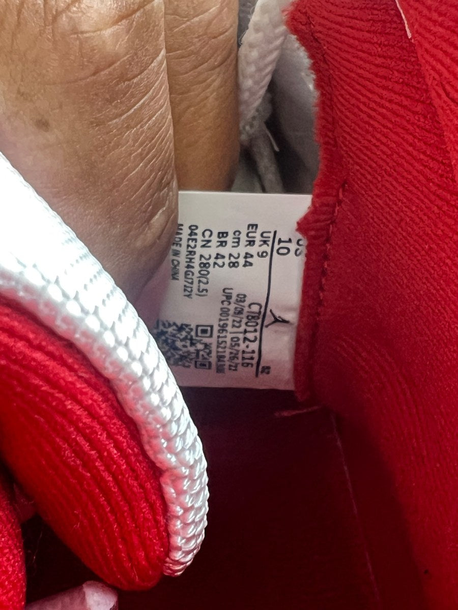 Jordan 11 Retro Cherry (2022) 10 (Lightly Worn Pre-Owned)JordanWhite/Varsity Red/Black - Image 7