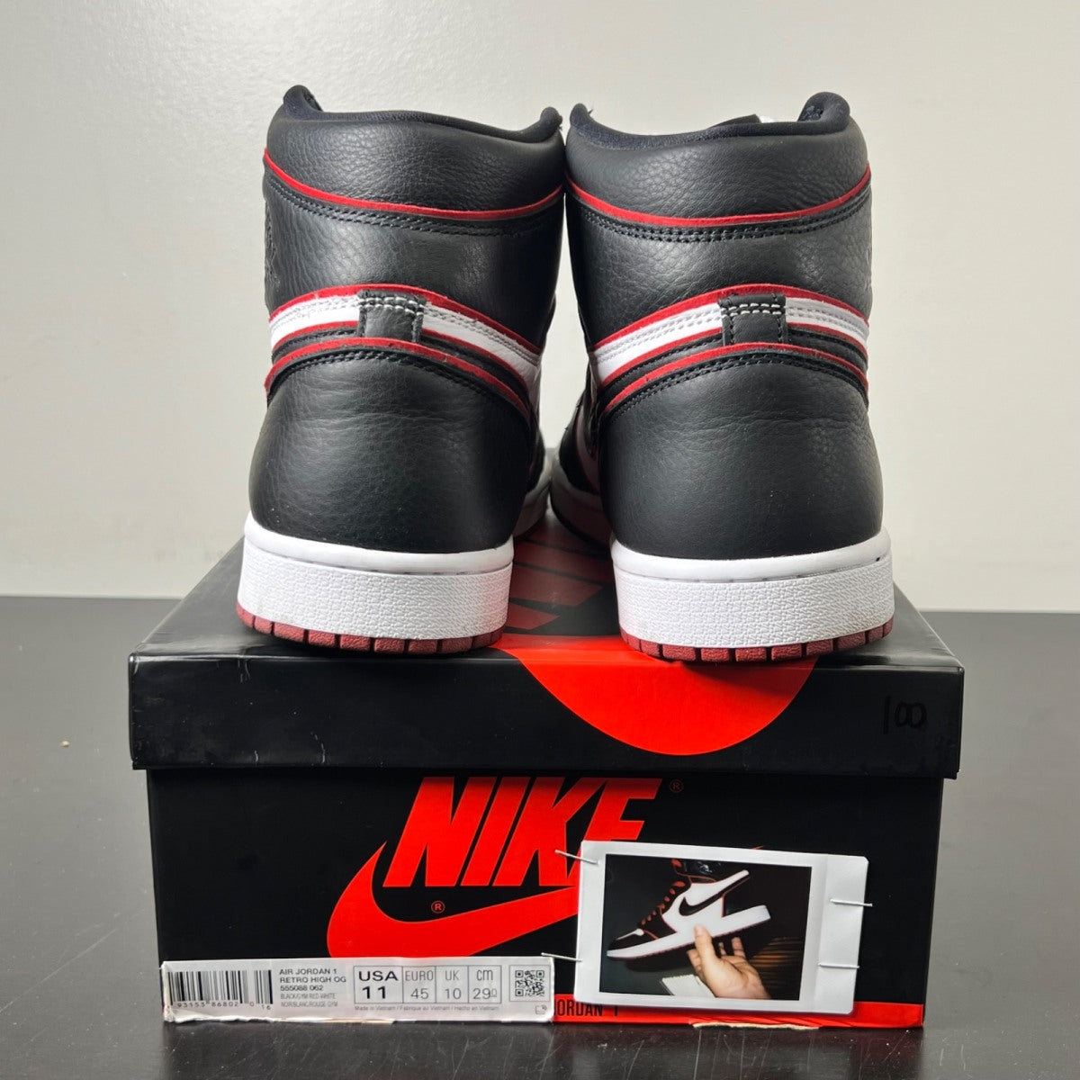 Jordan 1 Retro High Bloodline 11 (Lightly Worn Pre-Owned)JordanBlack/Gym Red-White - Image 5