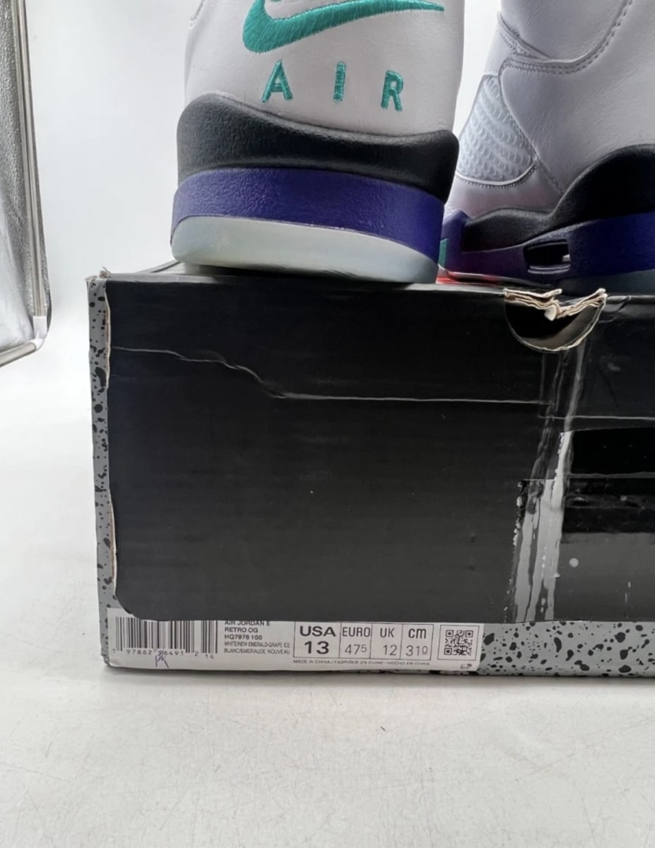 Jordan 5 Retro Grape (2025) 13 (Moderately Worn Pre-Owned)JordanWhite/Grape Ice-New Emerald - Image 6