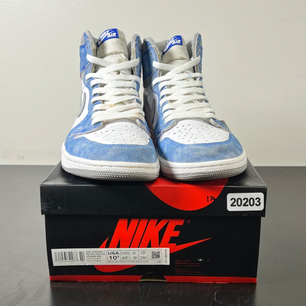 Jordan 1 Retro High OG Hyper Royal (Size 10.5) - Image 2