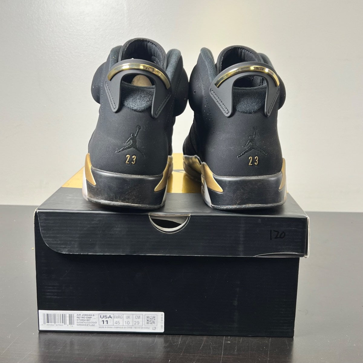 Jordan 6 Retro DMP (2020) 11 (Lightly Worn Pre-Owned)JordanBlack/Metallic Gold - Image 5