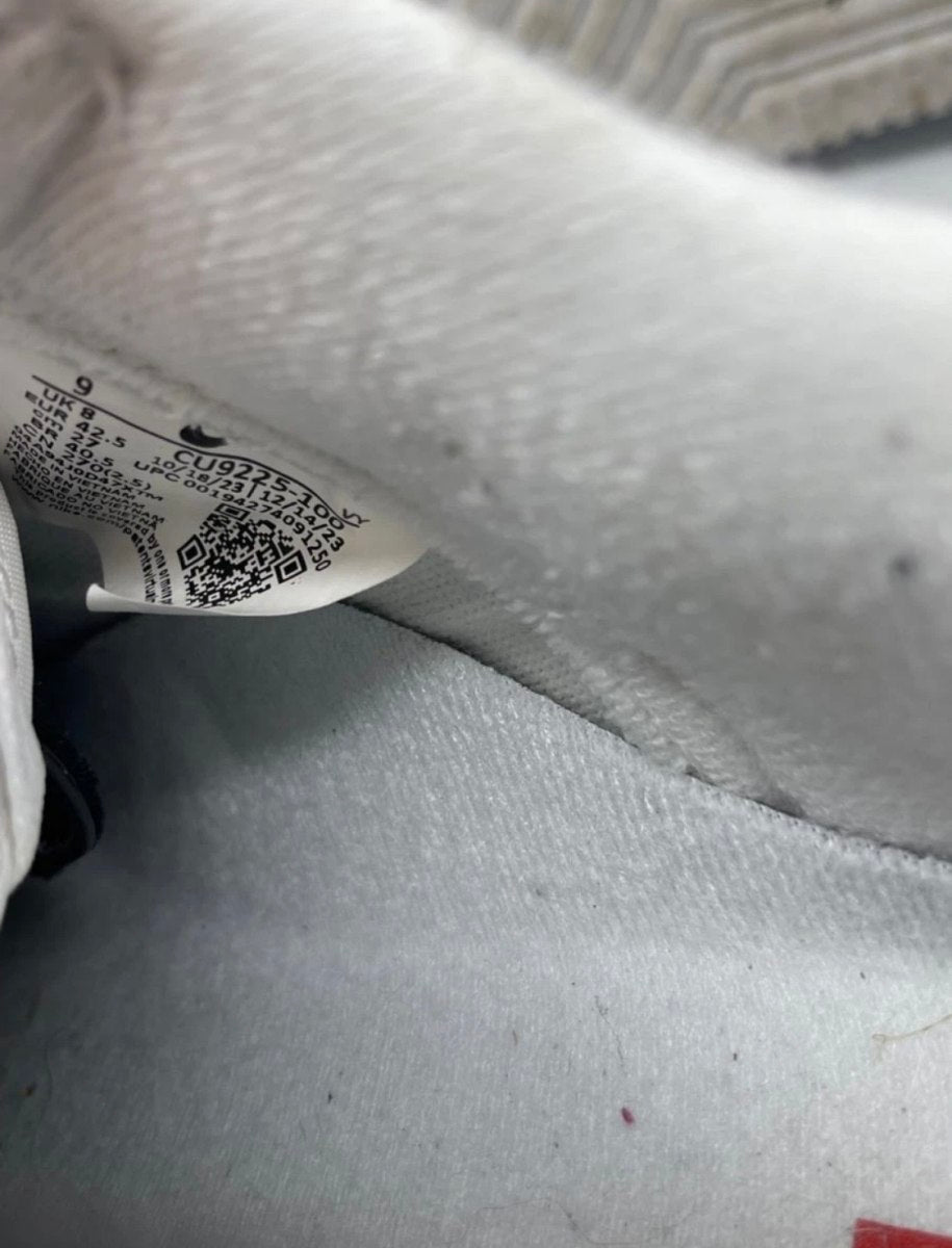 Nike Air Force 1 Low Supreme White 9 (Moderately Worn Pre-Owned)NikeWhite/White-White - Image 8