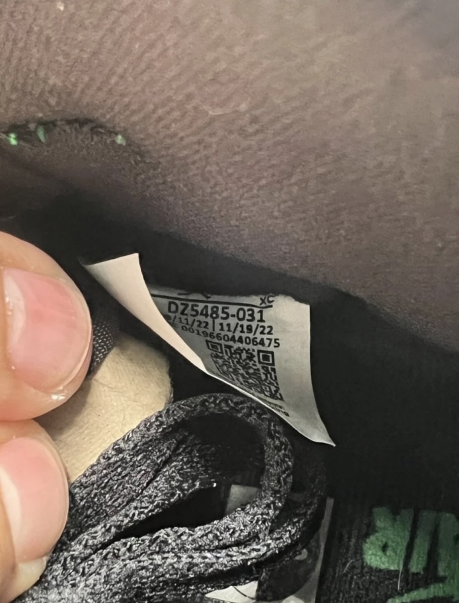 Jordan 1 Retro High OG Lucky Green 8 (Lightly Worn Pre-Owned)JordanBlack/Lucky Green-White - Image 7