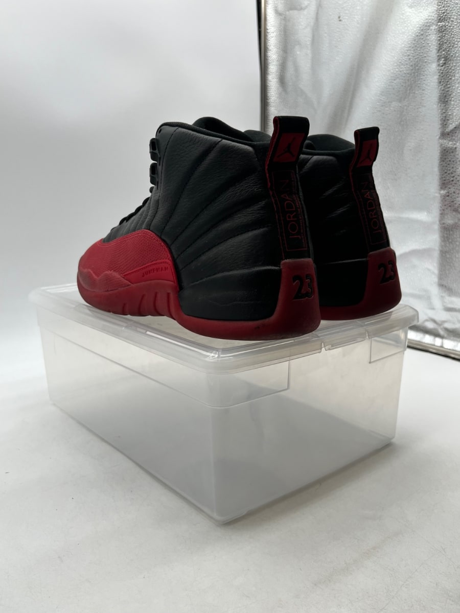 Jordan 12 Retro Flu Game (2025) 12 (Moderately Worn Pre-Owned)JordanBlack/Varsity Red - Image 4
