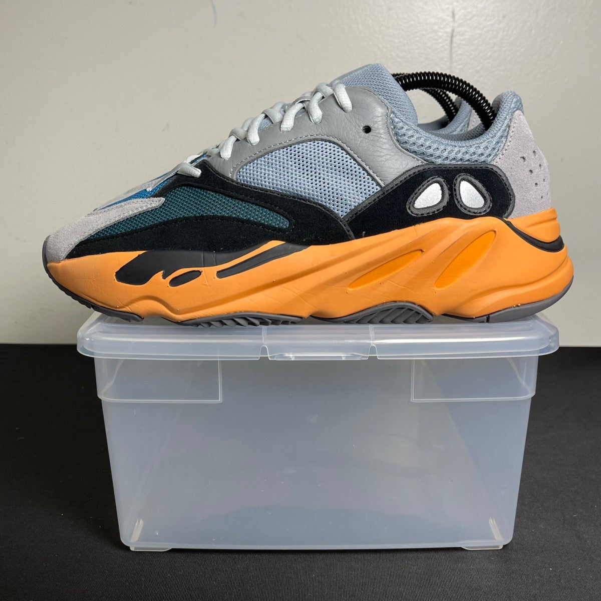 adidas Yeezy Boost 700 Wash Orange (Size 9) - Image 3