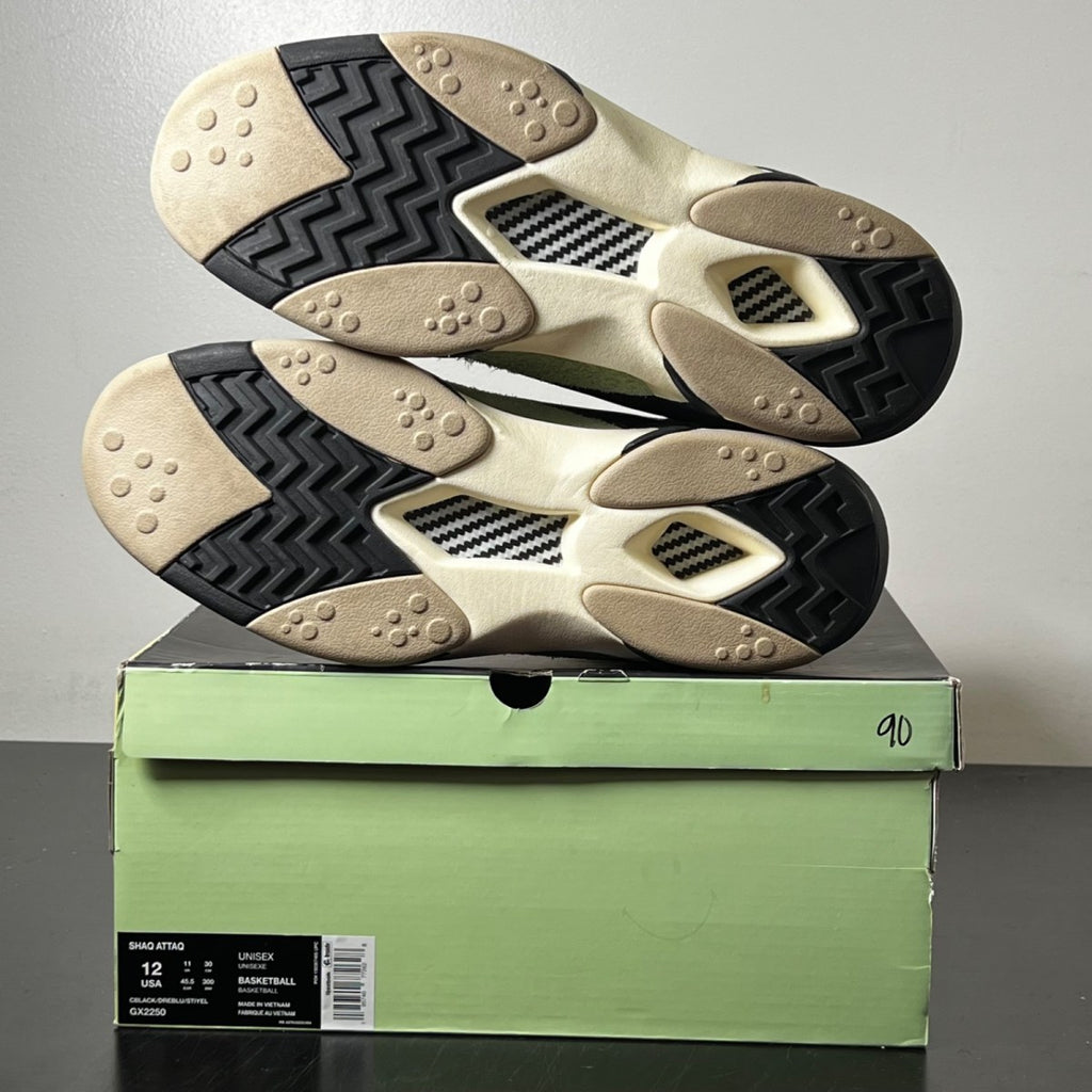 Smiley x Reebok Shaq Attaq '50th Anniversary' 12 (Lightly Worn Pre-Owned)Reebok - Image 6