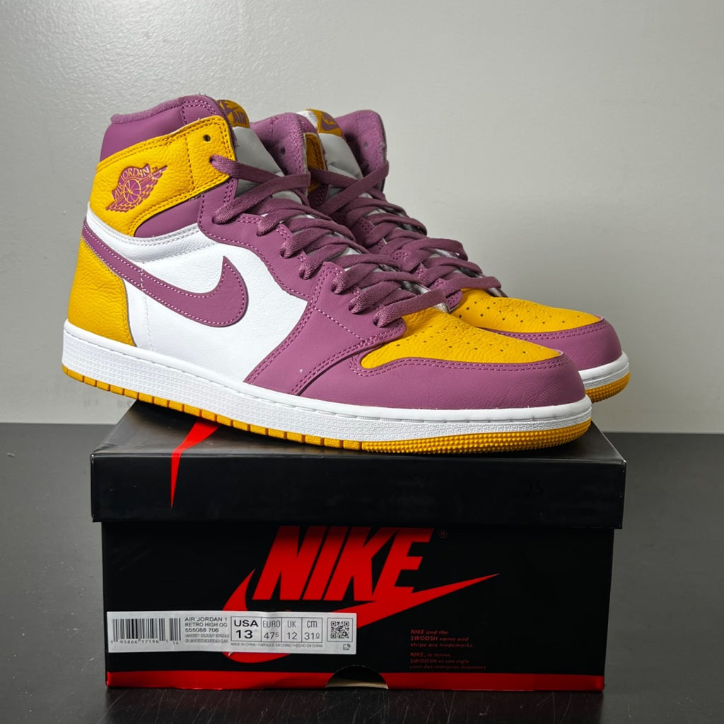 Jordan 1 Retro High OG Brotherhood 13 (Lightly Worn Pre-Owned)JordanUniversity Gold/Light Bordeaux-White - Image 1