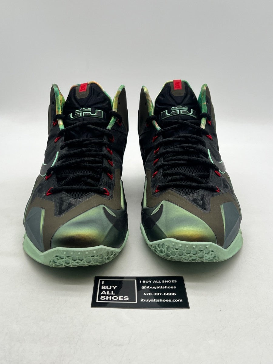 Nike LeBron 11 King's Pride 13 (Lightly Worn Pre-Owned) - Image 2