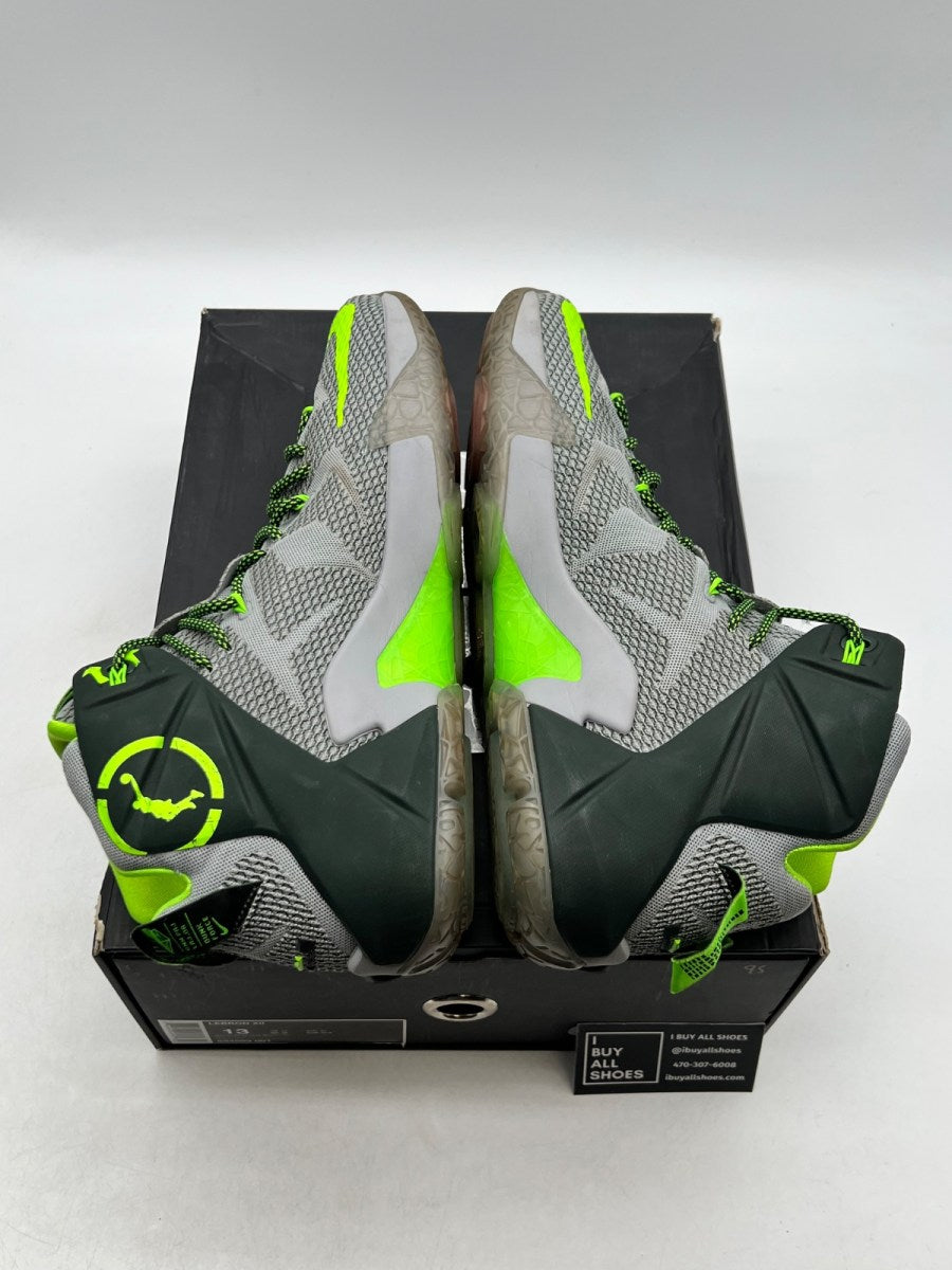 Nike LeBron 12 Dunk Force 13 (Moderately Worn Pre-Owned) - Image 6