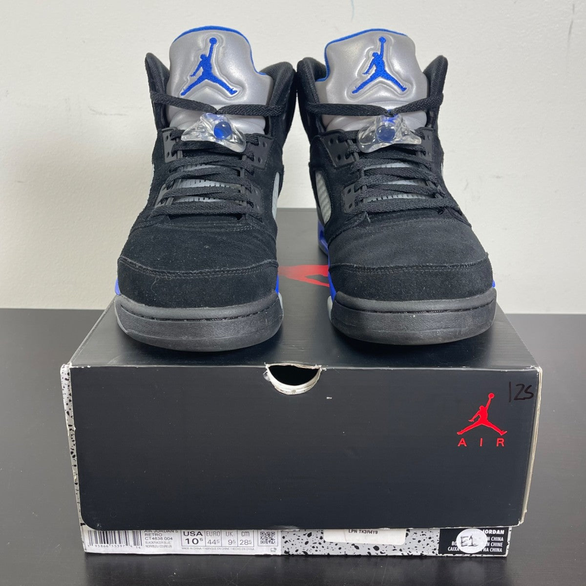 Jordan 5 Retro Racer Blue 10.5 (Moderately Worn Pre-Owned)JordanBlack/Racer Blue-Reflective Silver - Image 2