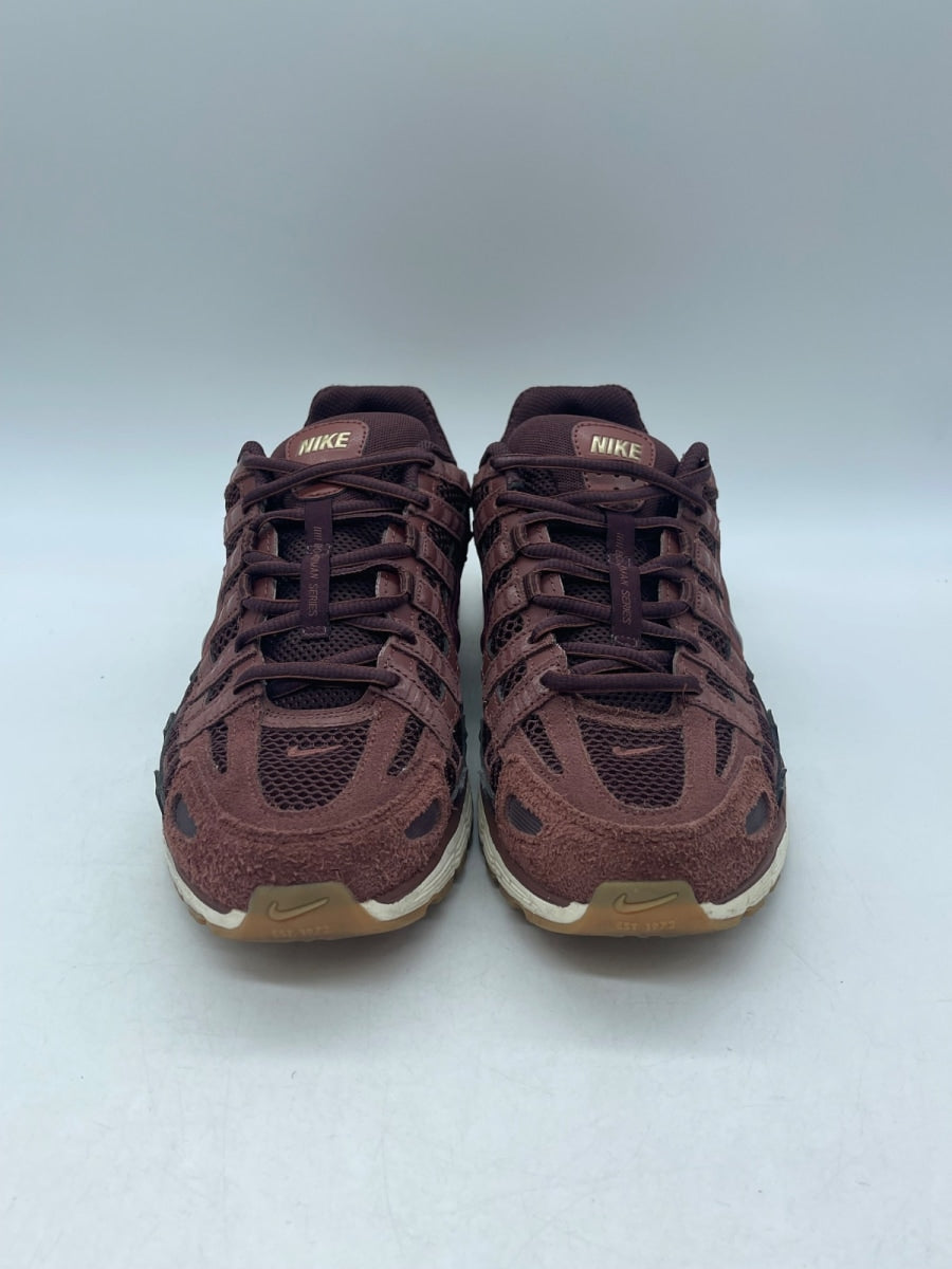 Nike P-6000 SE Dark Pony Metallic Gold 9 (Moderately Worn Pre-Owned) - Image 2
