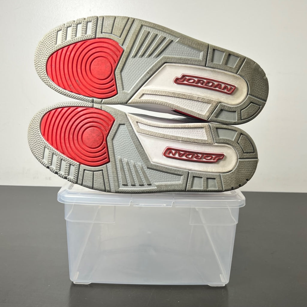 Jordan 3 Retro Fire Red (2013) 11 (Moderately Worn Pre-Owned)JordanWhite/Fire Red-Neutral Grey-Black - Image 5