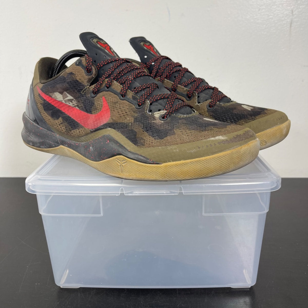 Nike Kobe 8 Python 10 (Moderately Worn Pre-Owned)NikeSquadron Green/Challenge Red-Legion Brown - Image 1