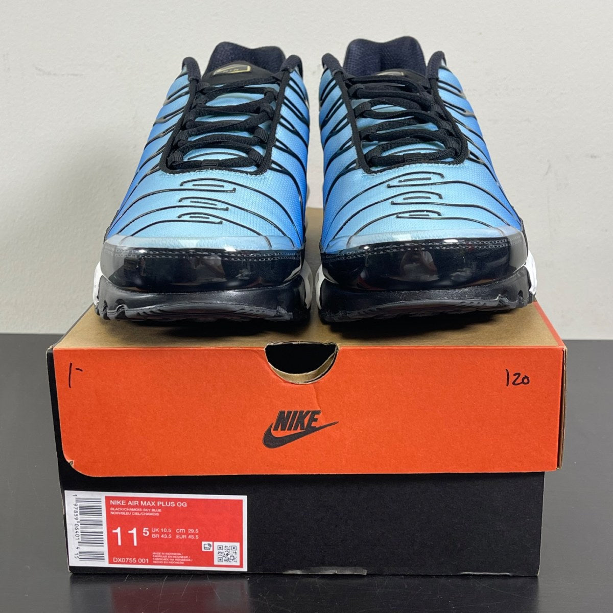 Nike Air Max Plus OG Hyper Blue 11.5 (Moderately Worn Pre-Owned)NikeBlack/Chamois/Sky Blue/Hyper Blue - Image 2