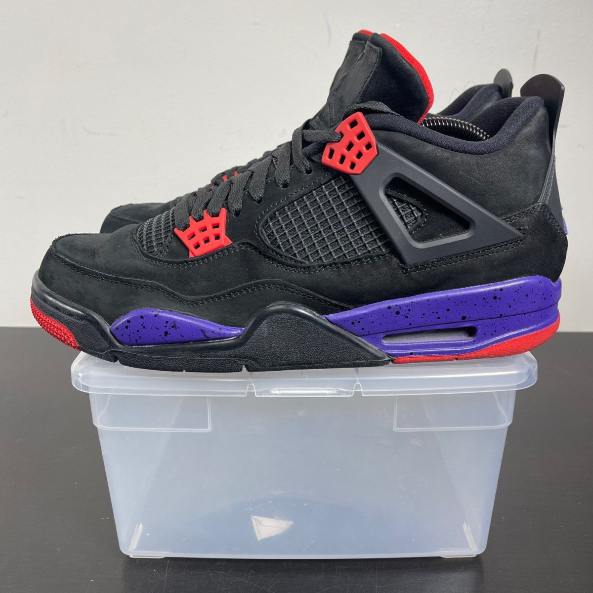 Jordan 4 Retro Raptors (2018) 10.5 (Moderately Worn Pre-Owned)JordanBlack/Court Purple-University Red - Image 3