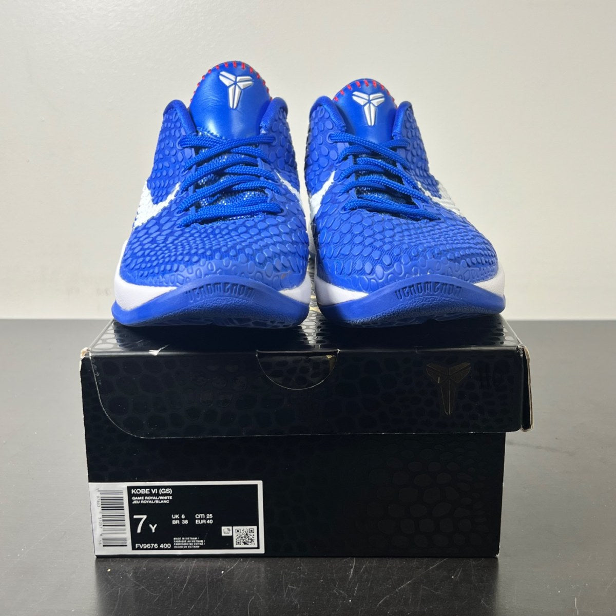 Nike Kobe 6 Dodgers (GS) 7Y (Lightly Worn Pre-Owned)NikeGame Royal/White/University Red - Image 2