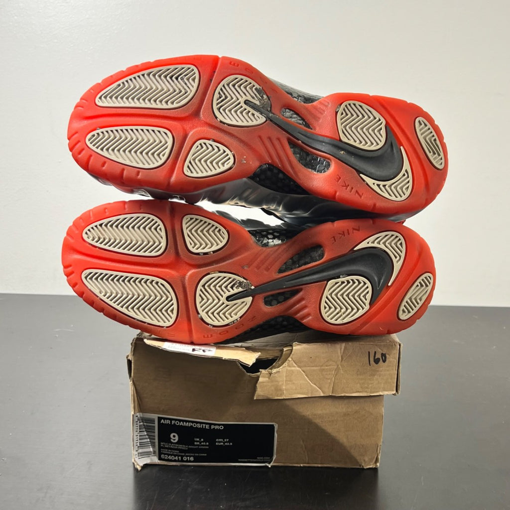 Nike Air Foamposite Pro Bright Crimson 9 (Lightly Worn Pre-Owned)NikeMetallic Silver/Black-Bright Crimson - Image 5
